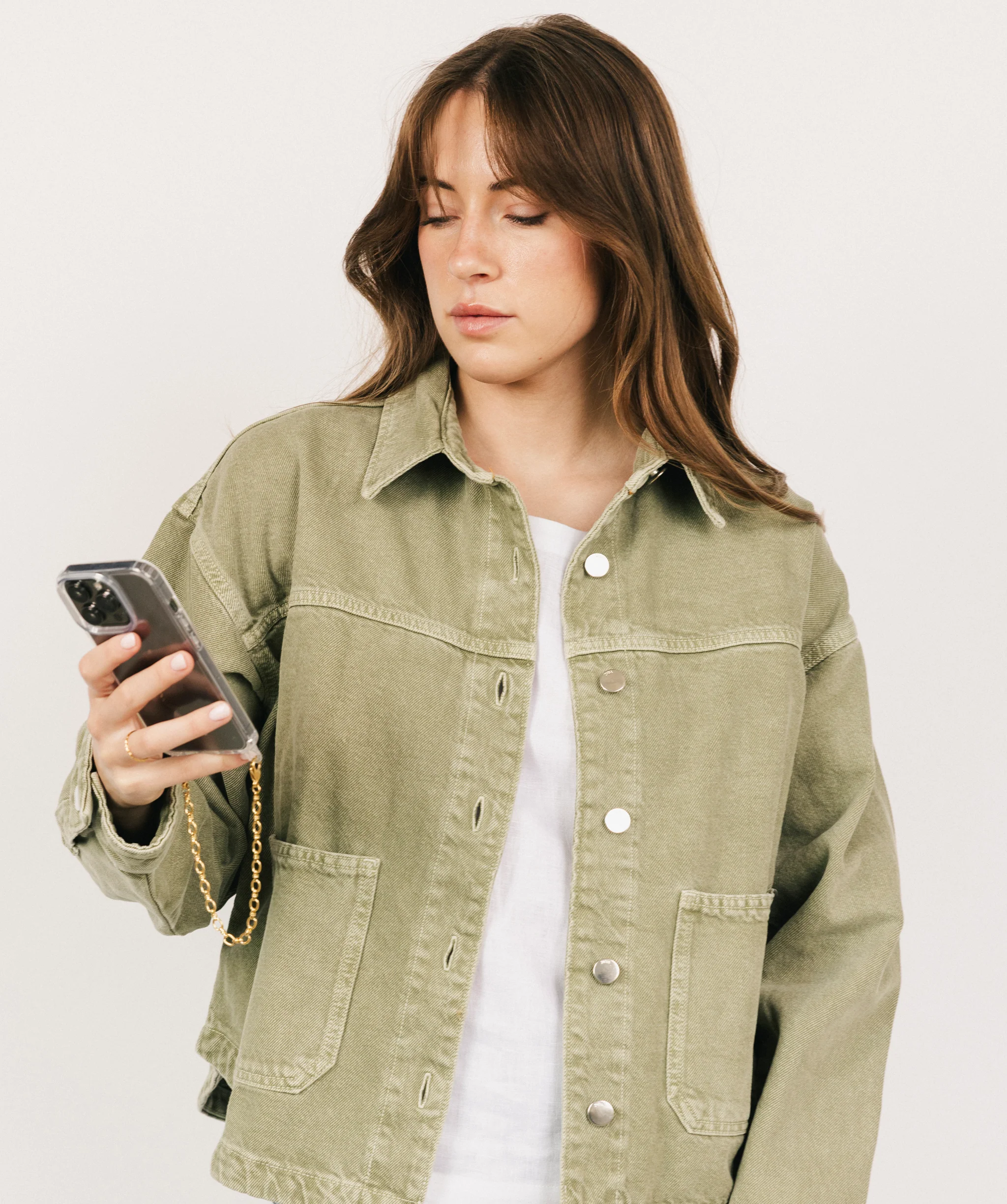 Classic Gold Phone Chain - Image 3