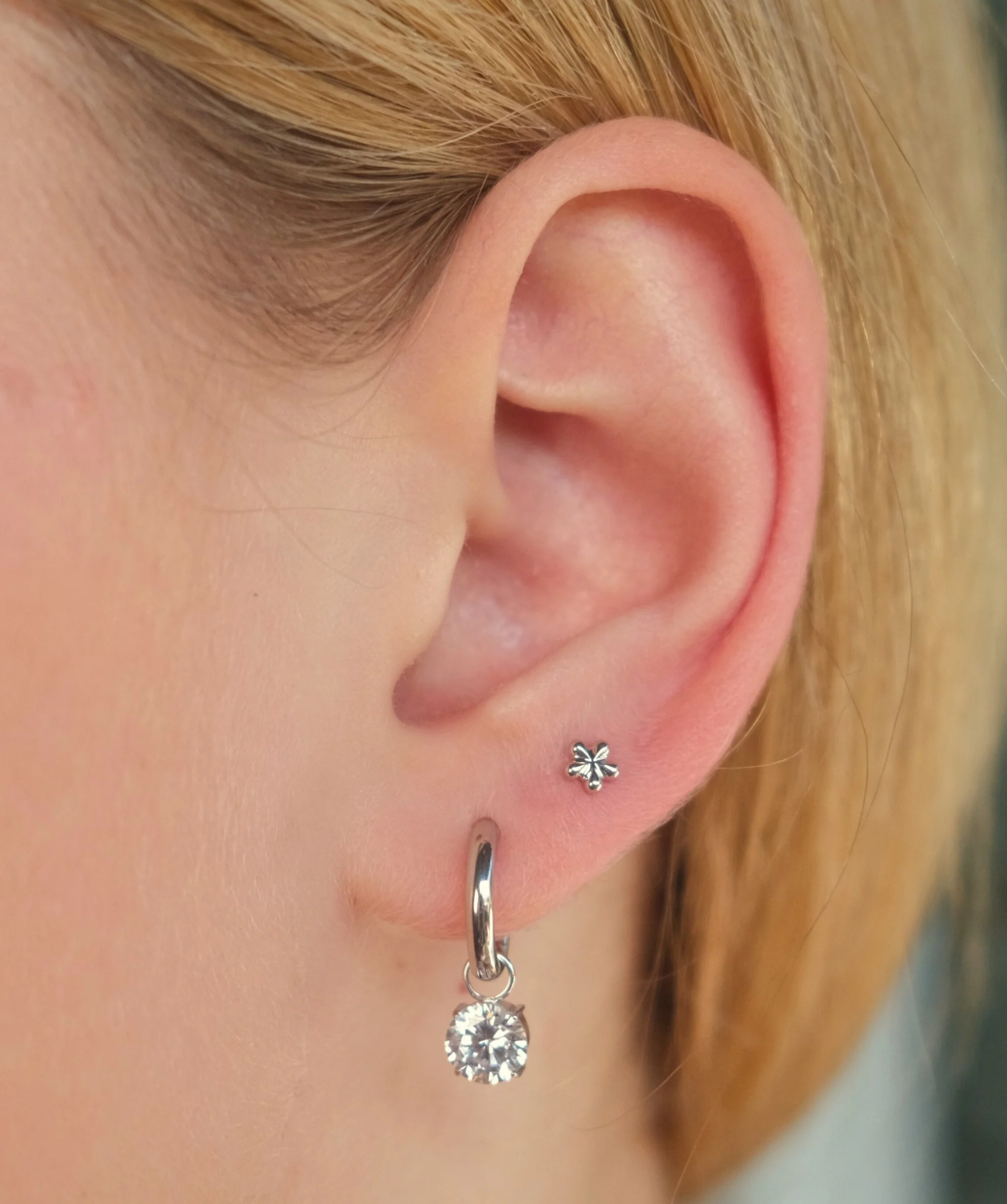 Flower Flat Back Stud - Image 4