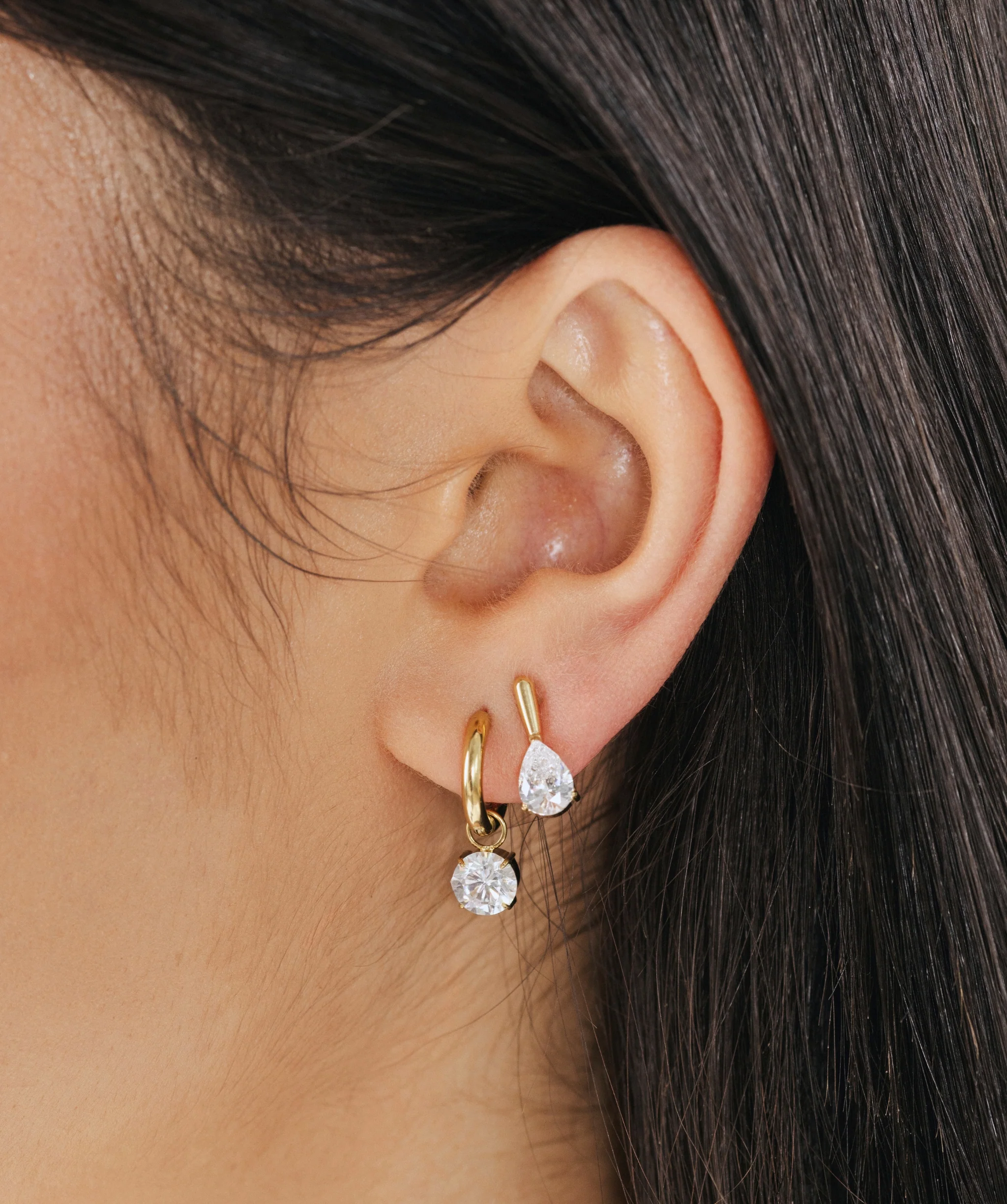 Solitaire Drop Huggies - Image 3